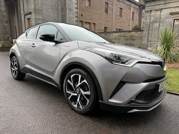 Used Toyota C-HR 2017 for sale - 77660489: Photo