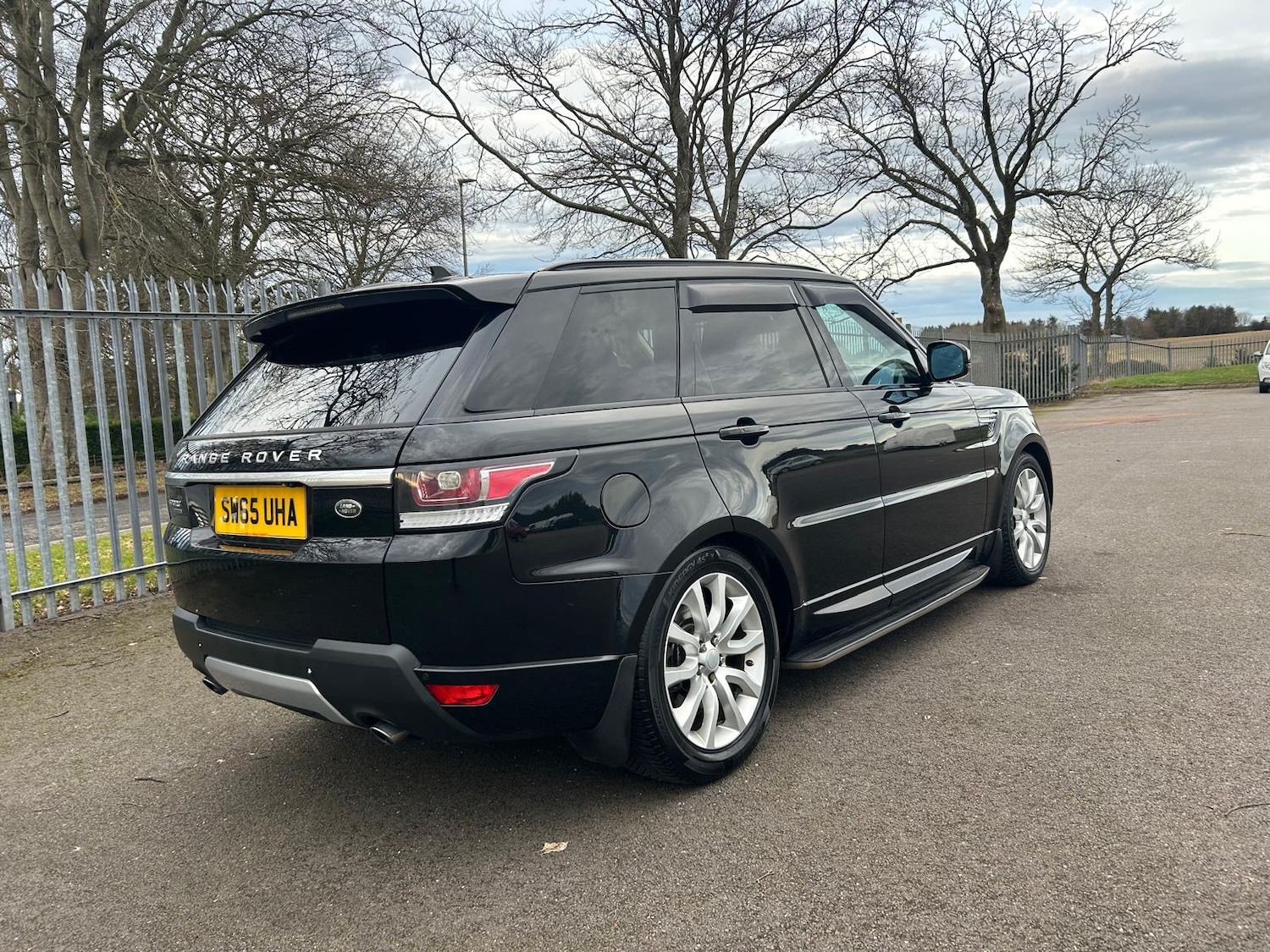 Used Land Rover Range Rover Sport 2015 for sale - 77660487: Photo 3