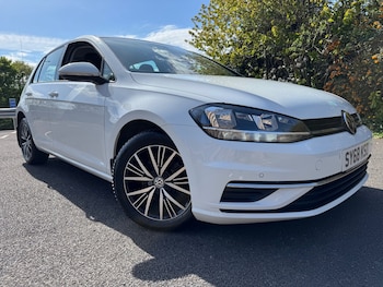 Used Volkswagen Golf 2018 for sale - 78501566: Photo