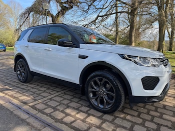 Used Land Rover Discovery Sport 2018 for sale - 78277856: Photo