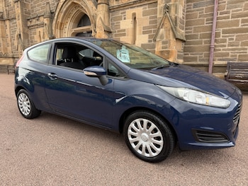 Used Ford Fiesta 2014 for sale - 79328305: Photo