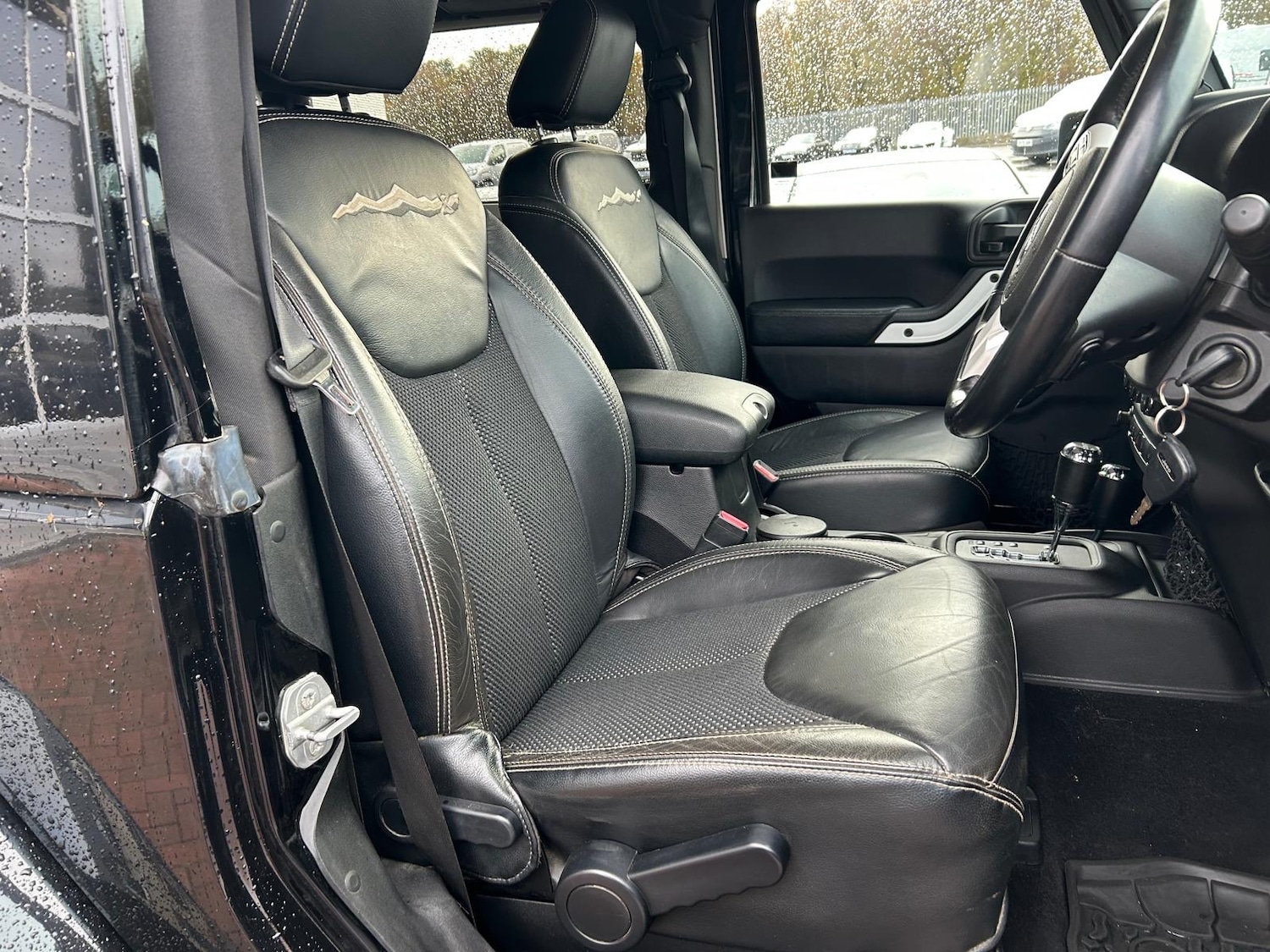 Used Jeep Wrangler 2015 for sale - 76401192: Photo 10