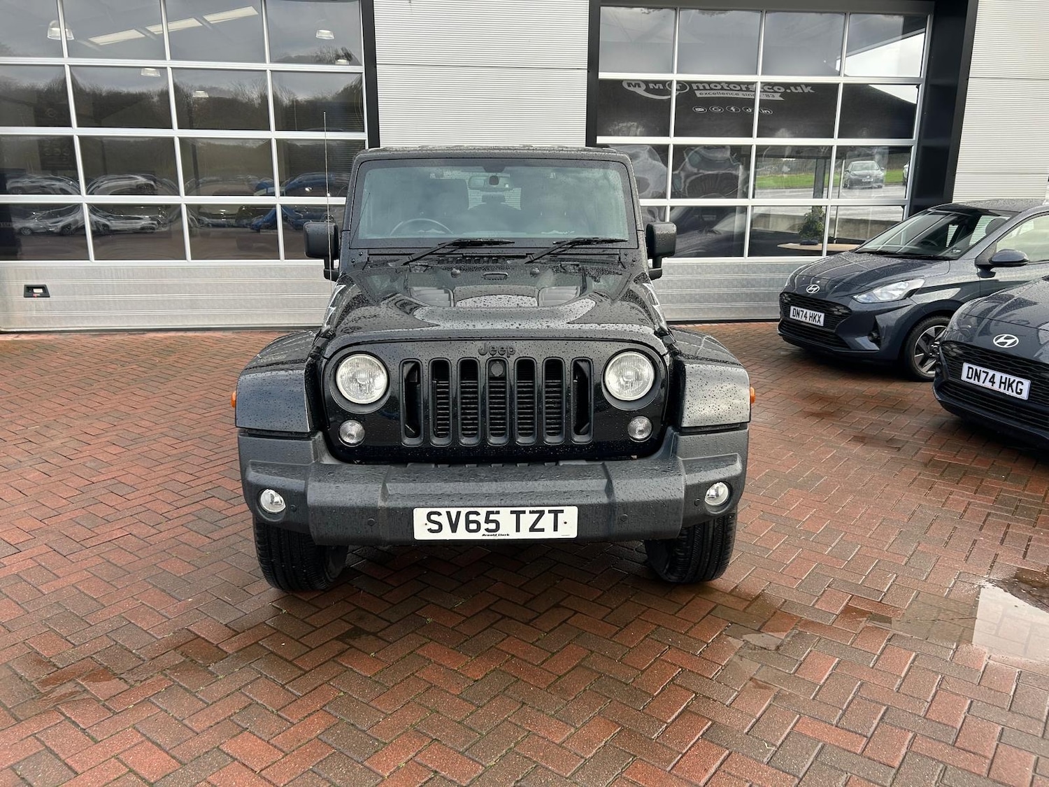 Used Jeep Wrangler 2015 for sale - 76401192: Photo 4