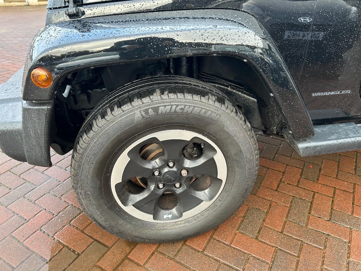 Used Jeep Wrangler 2015 for sale - 76401192: Photo 8