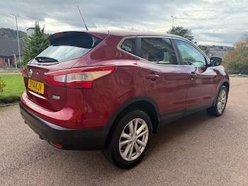 Used Nissan Qashqai 2014 for sale - 76204928: Photo
