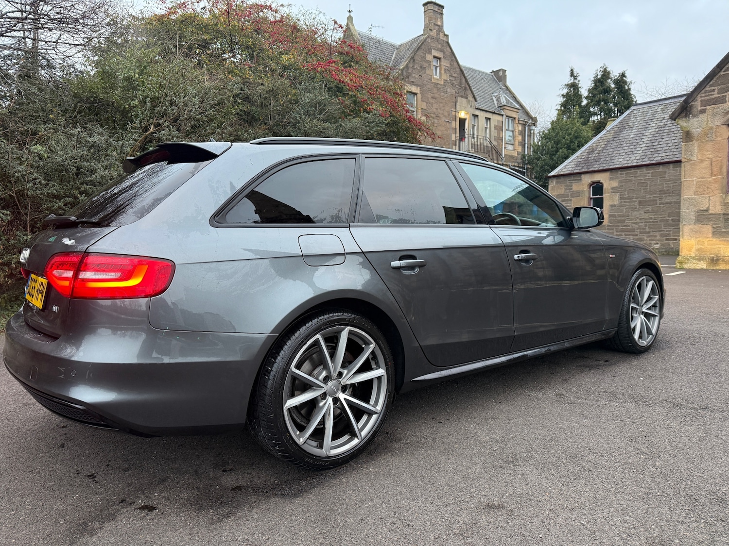 Used Audi A4 2015 for sale - 77051560: Photo 4