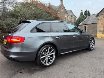 Used Audi A4 2015 for sale - 77051560: Photo