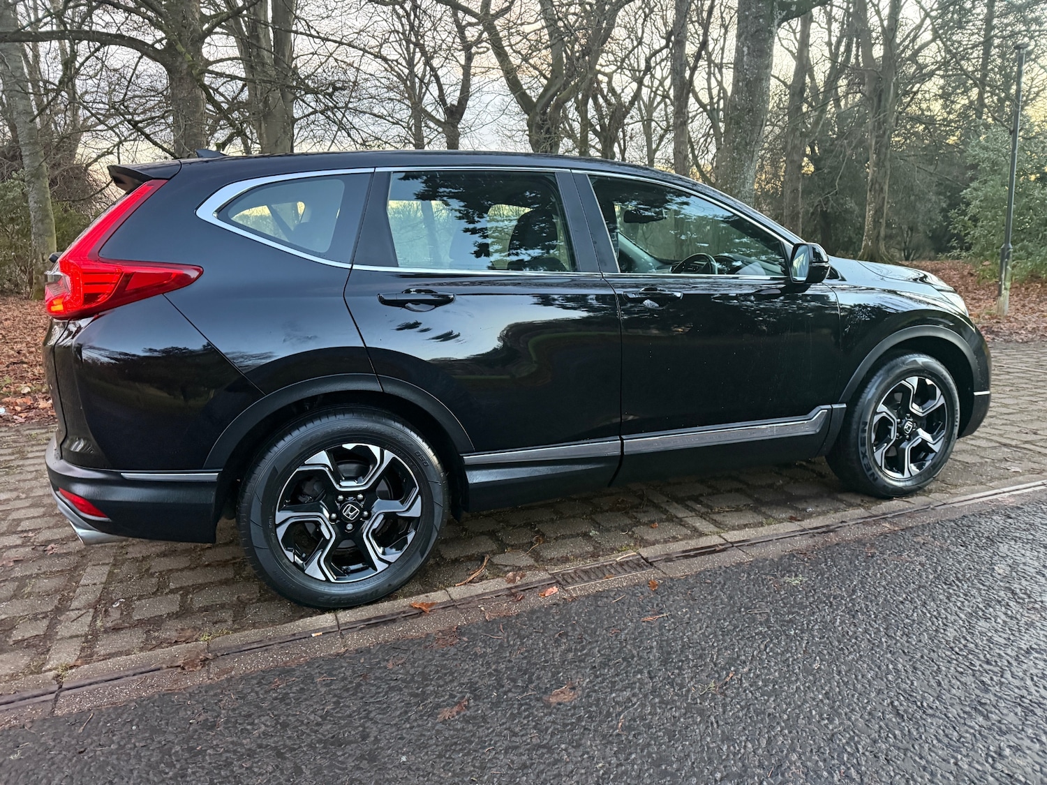 Used Honda CR-V 2020 for sale - 76901932: Photo 3