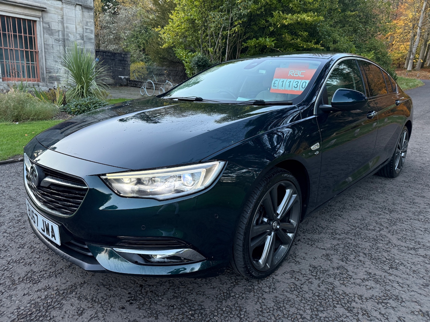 Used Vauxhall Insignia 2017 for sale - 76438422: Photo 2