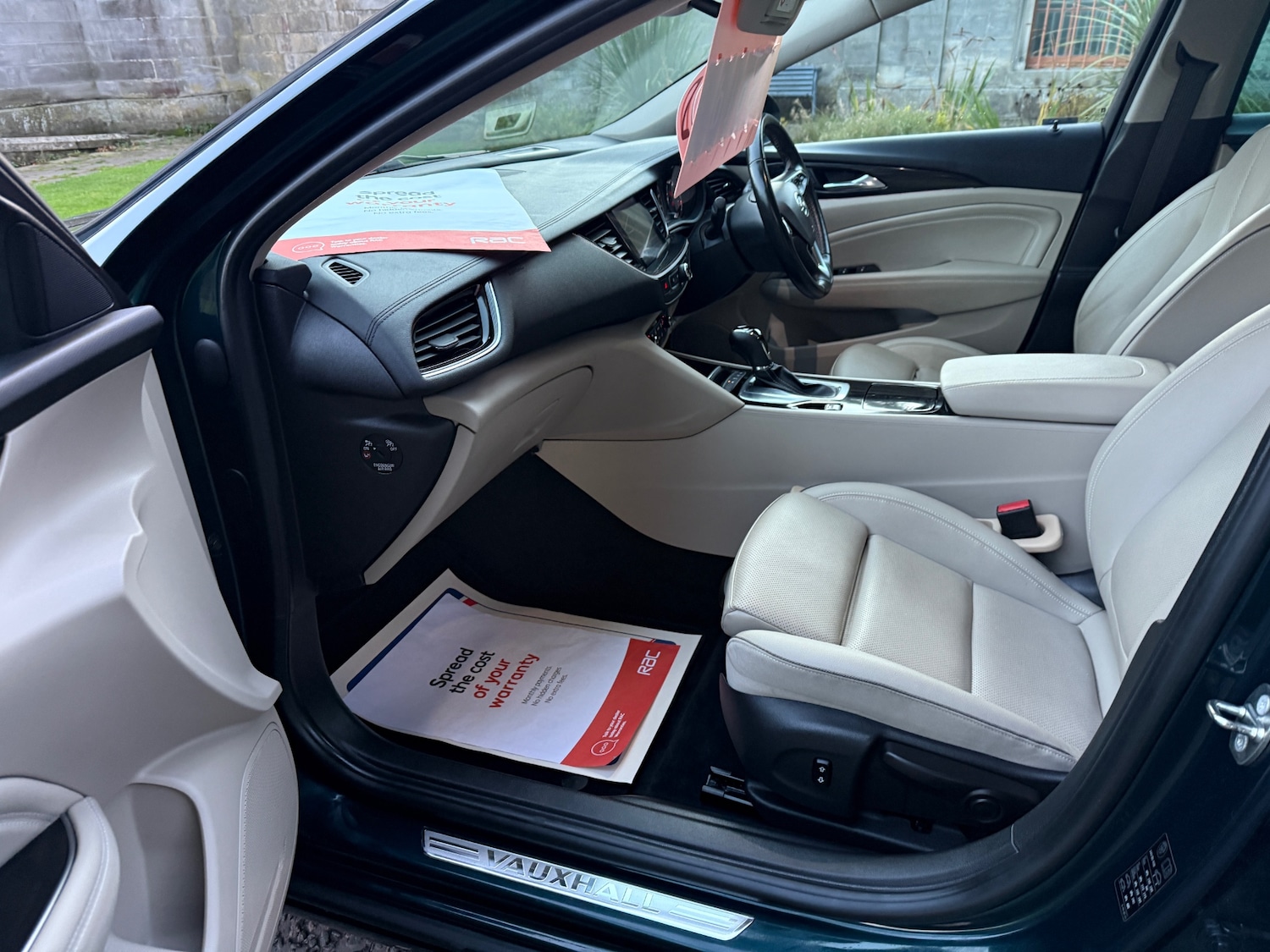 Used Vauxhall Insignia 2017 for sale - 76438422: Photo 25