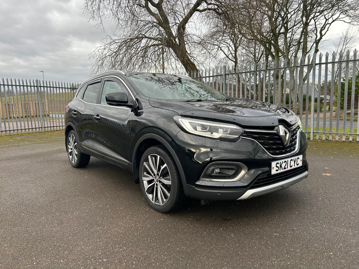 Used Renault Kadjar 2021 for sale - 77660520: Photo 2