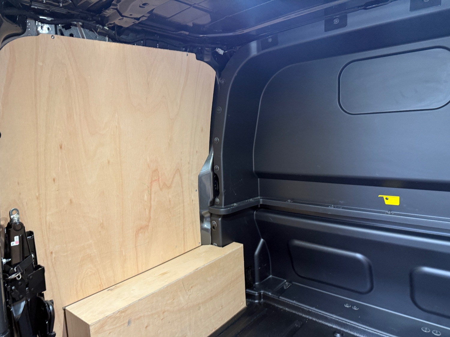Used Ford Transit Custom 2025 for sale - 76373360: Photo 37