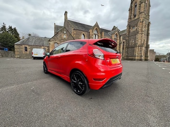 Used Ford Fiesta 2017 for sale - 78067813: Photo