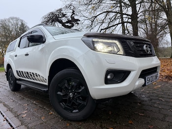 Nissan - Navara