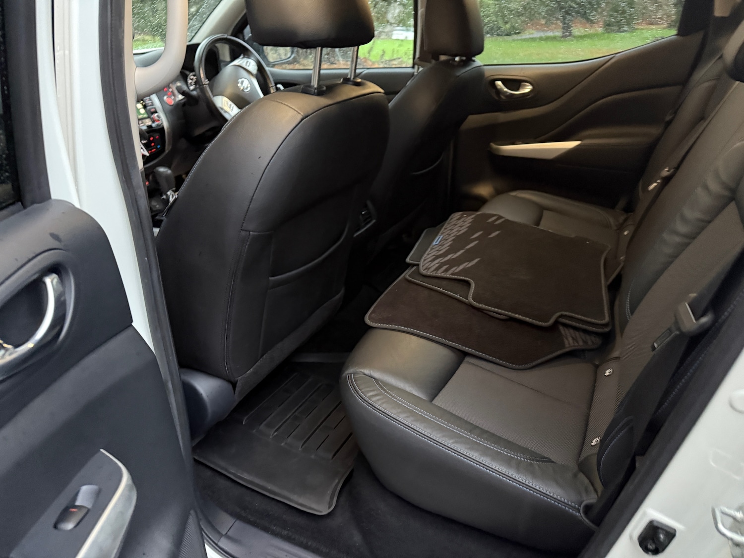 Used Nissan Navara 2020 for sale - 76552690: Photo 42