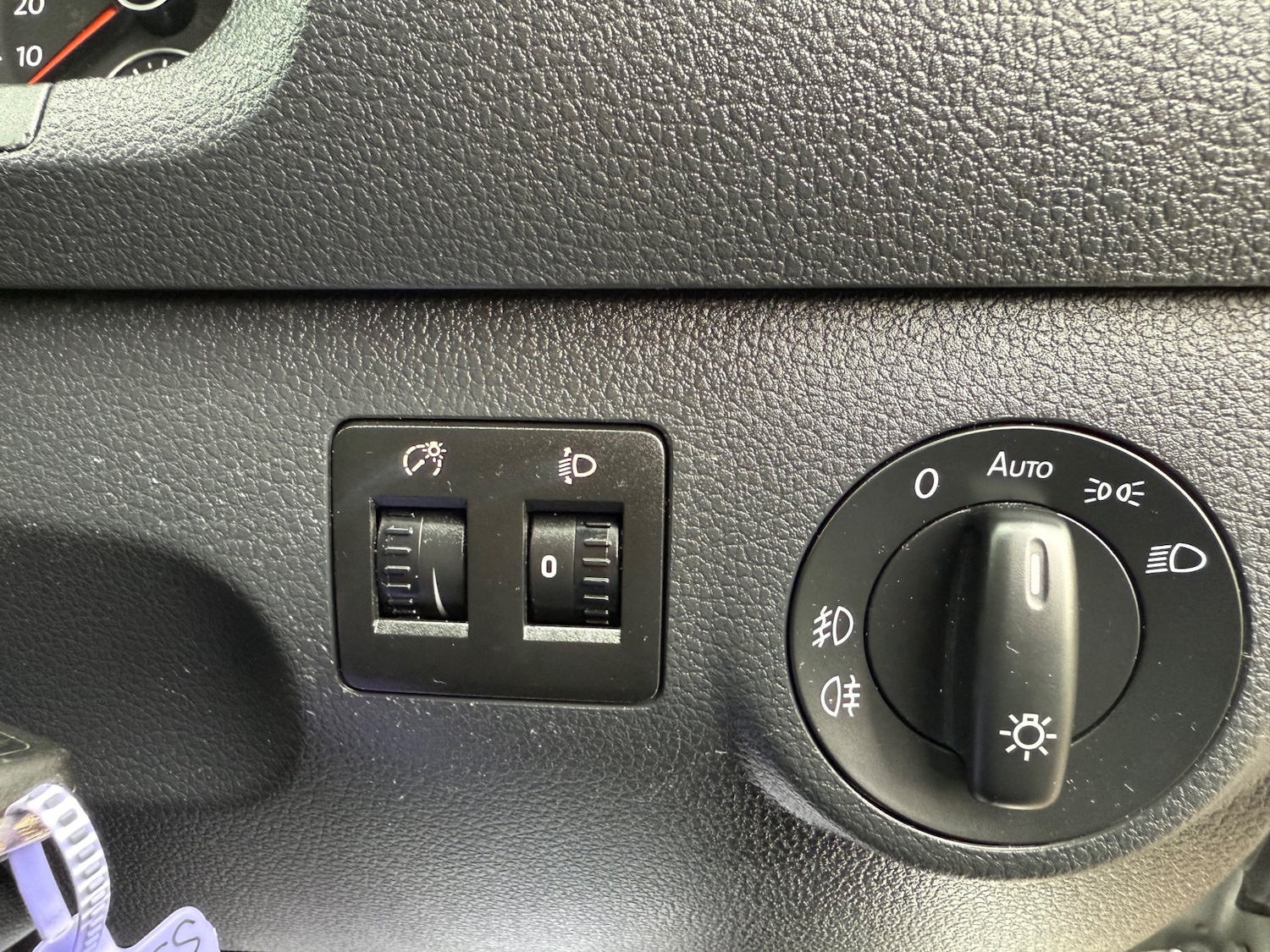 Used Volkswagen Caddy Maxi Life 2017 for sale - 76596899: Photo 16