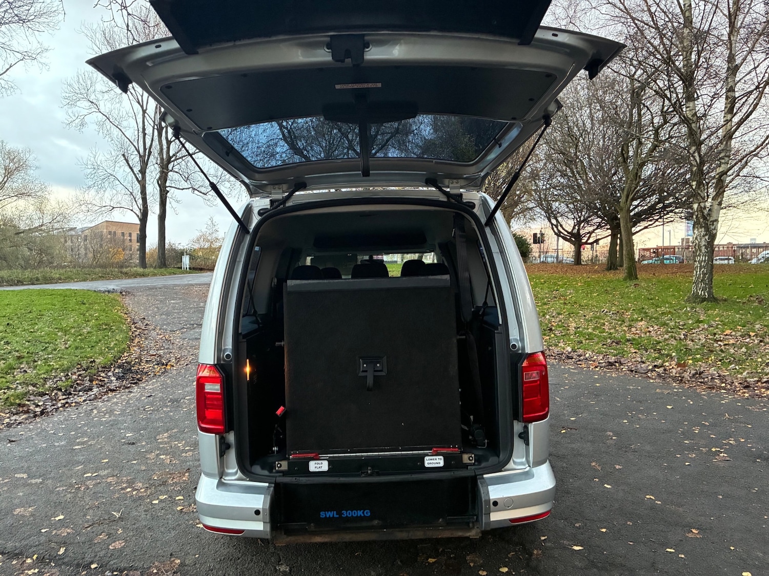 Used Volkswagen Caddy Maxi Life 2017 for sale - 76596899: Photo 7