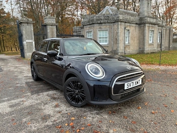 Used MINI Hatch 2021 for sale - 76487592: Photo