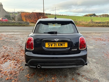 Used MINI Hatch 2021 for sale - 76487592: Photo