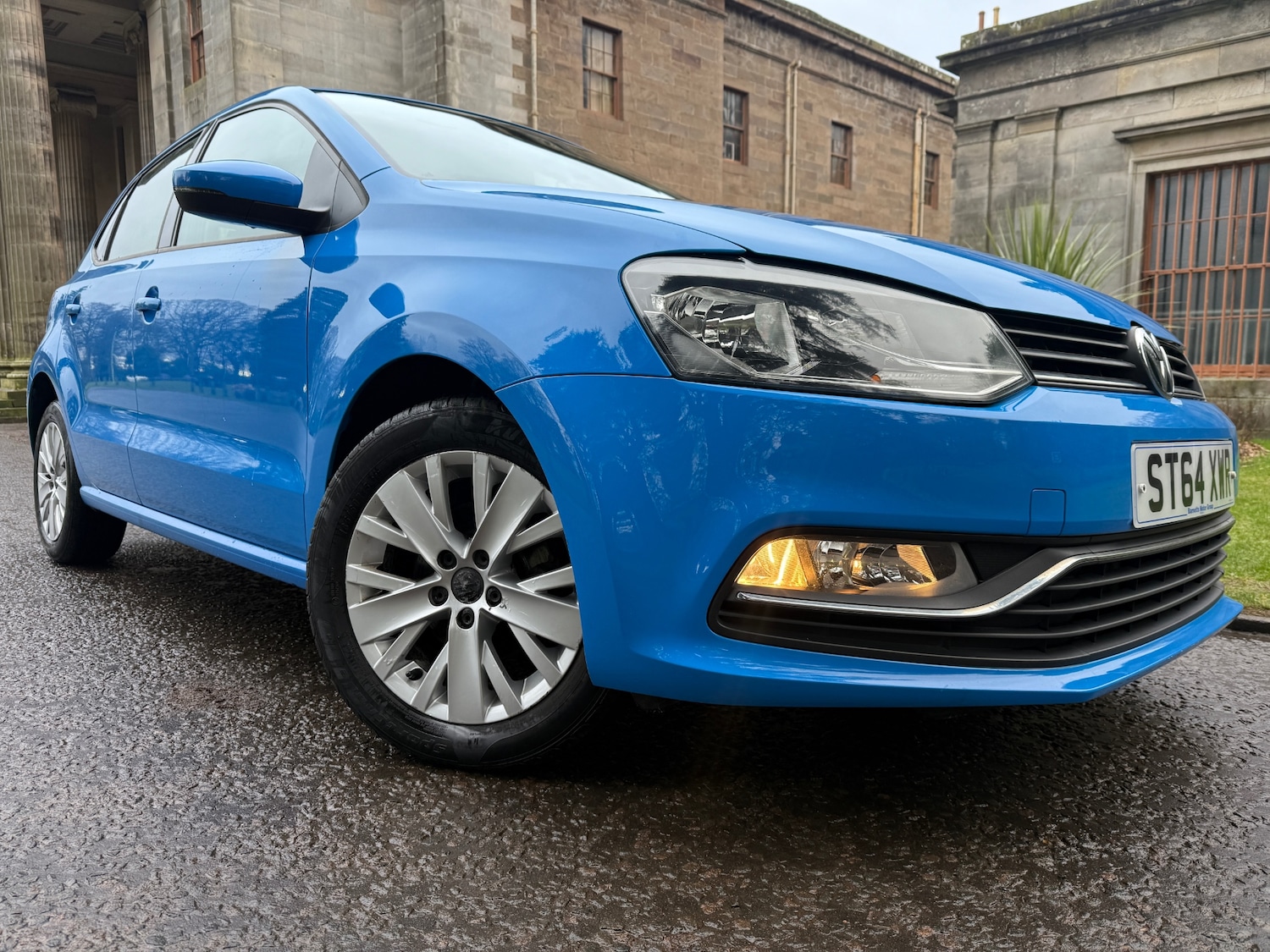 Used Volkswagen Polo 2015 for sale - 77668215: Photo 1