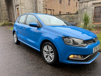 Used Volkswagen Polo 2015 for sale - 77668215: Photo