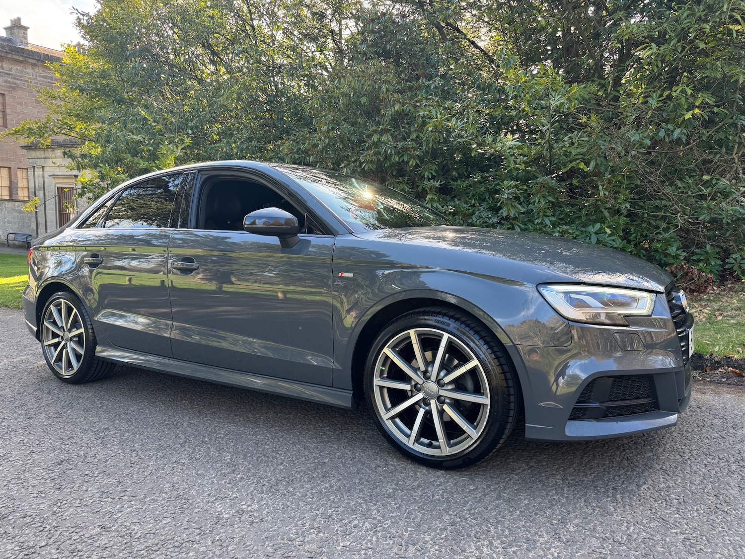 Used Audi A3 2018 for sale - 78145950: Photo 2