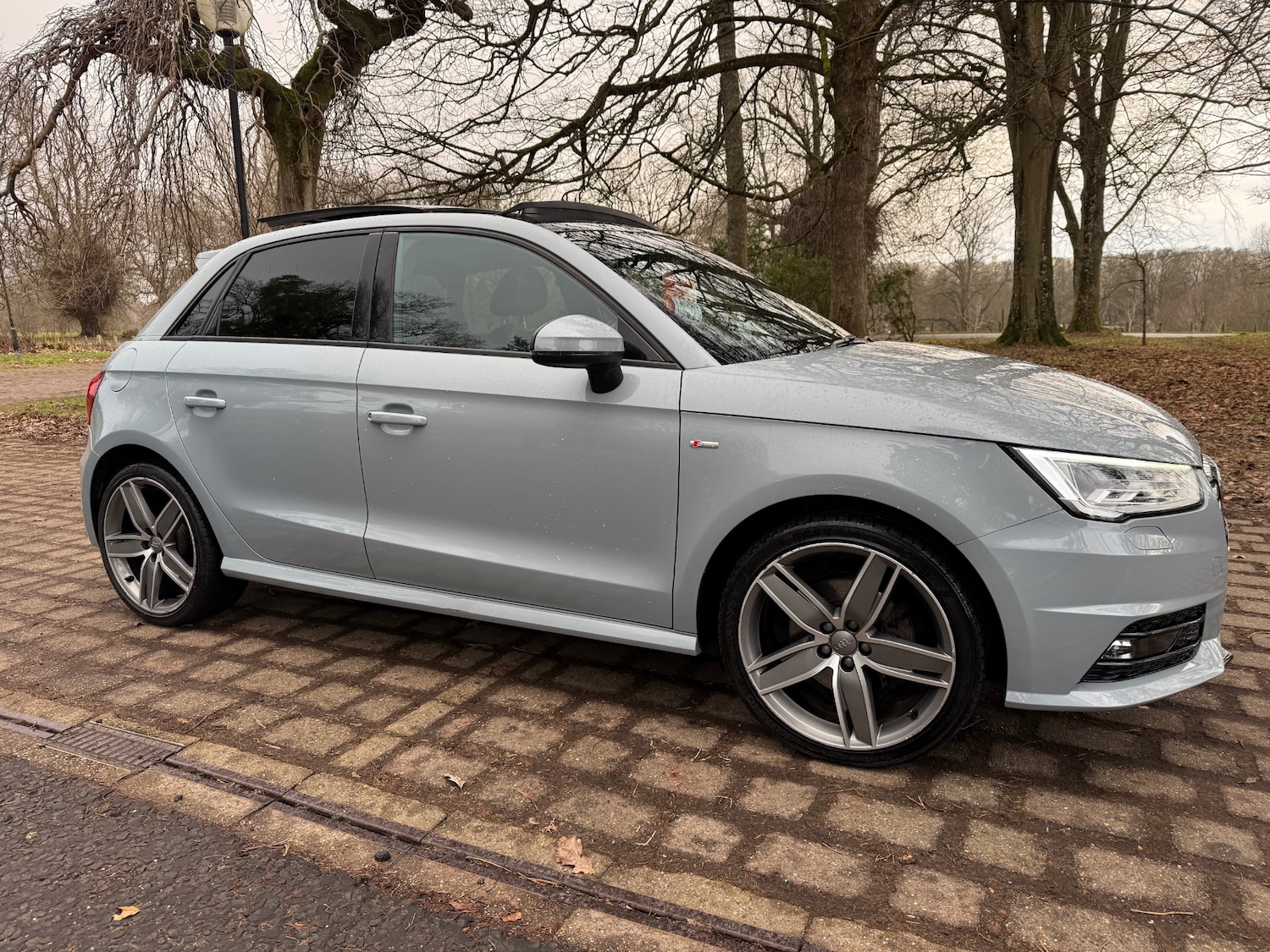 Used Audi A1 2018 for sale - 77600532: Photo 2