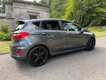 Used Ford Fiesta 2018 for sale - 75355140: Photo