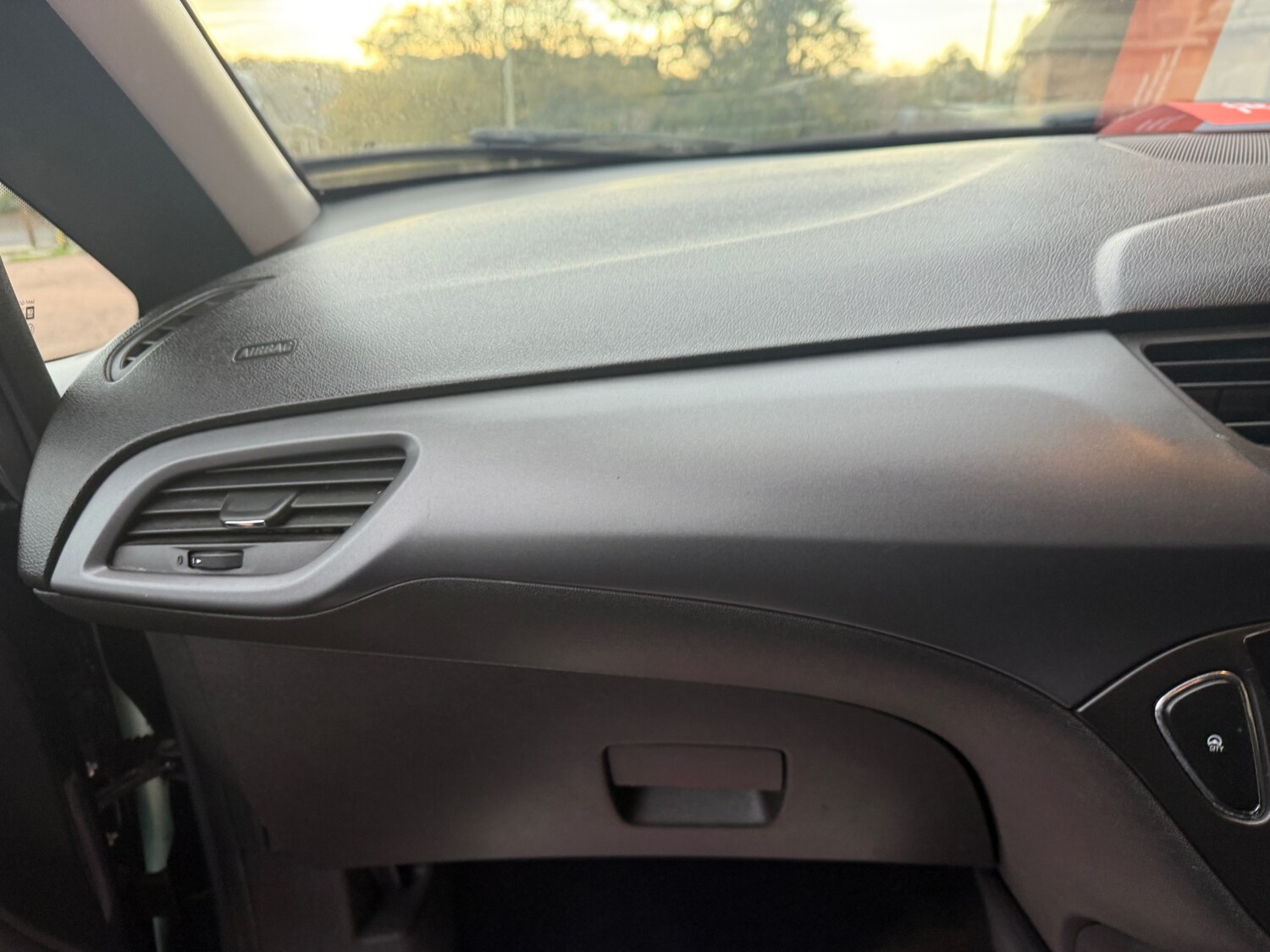 Used Vauxhall Corsa 2015 for sale - 76180641: Photo 14