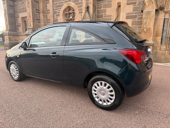 Used Vauxhall Corsa 2015 for sale - 76180641: Photo
