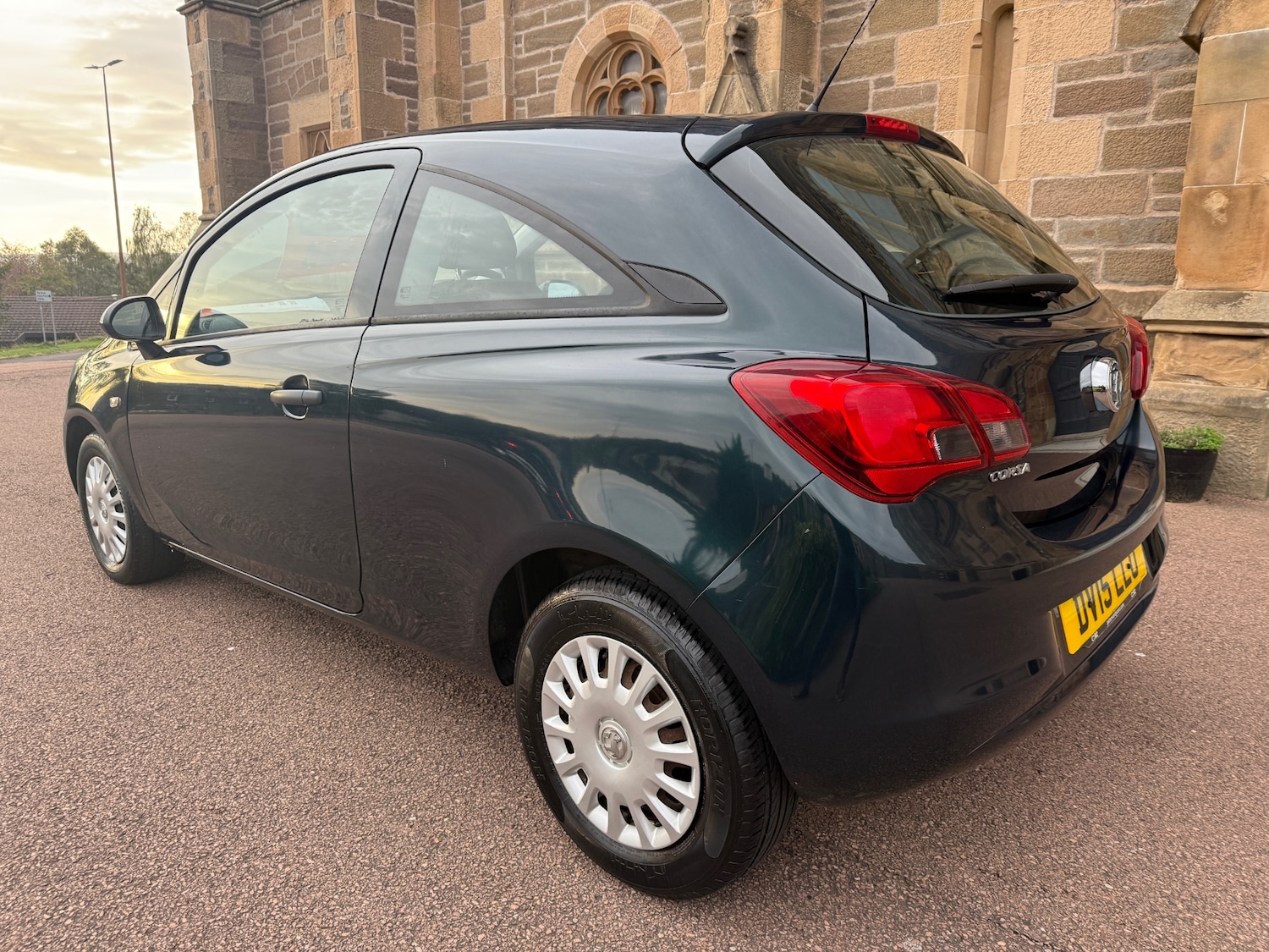 Used Vauxhall Corsa 2015 for sale - 76180641: Photo 5
