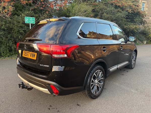 Used Mitsubishi Outlander 2017 for sale - 76204938: Photo 12