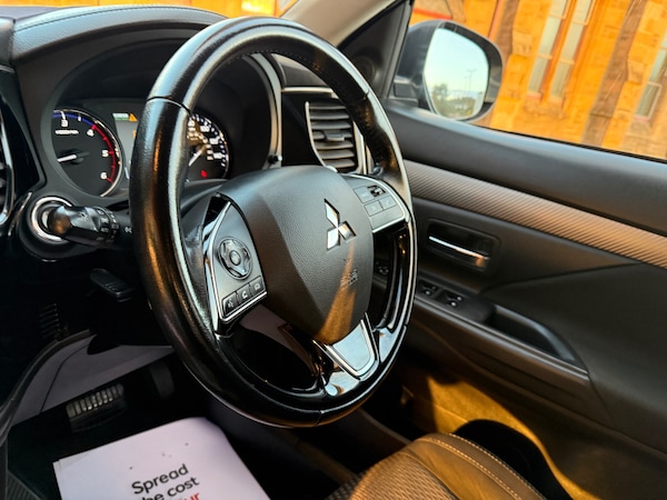 Used Mitsubishi Outlander 2017 for sale - 76204938: Photo 26