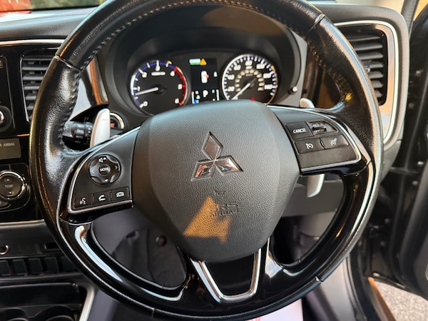 Used Mitsubishi Outlander 2017 for sale - 76204938: Photo 29