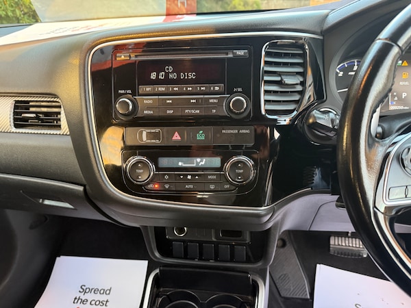 Used Mitsubishi Outlander 2017 for sale - 76204938: Photo 31