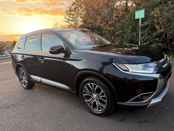 Used Mitsubishi Outlander 2017 for sale - 76204938: Photo 5