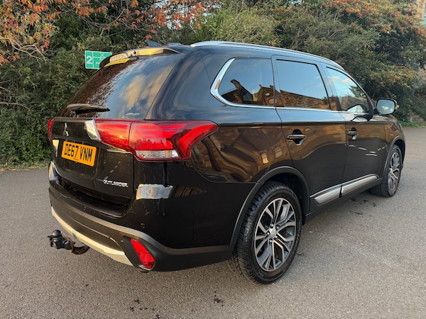 Used Mitsubishi Outlander 2017 for sale - 76204938: Photo 8