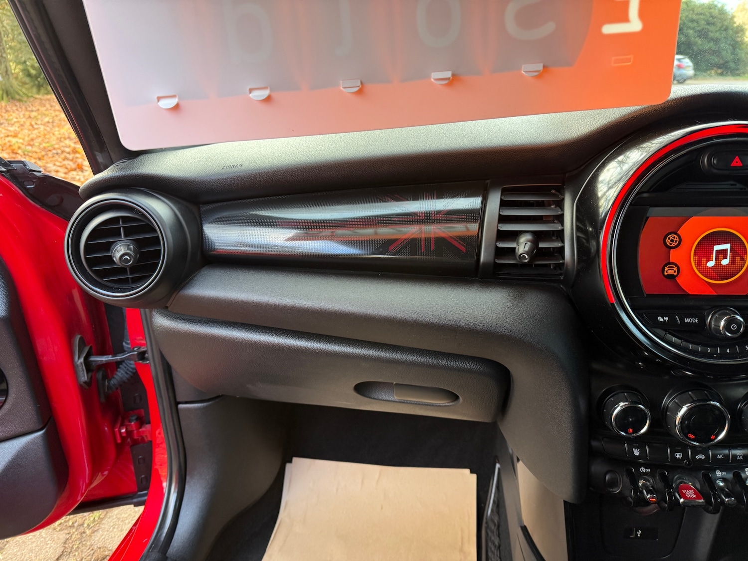 Used MINI Hatch 2018 for sale - 76587928: Photo 28