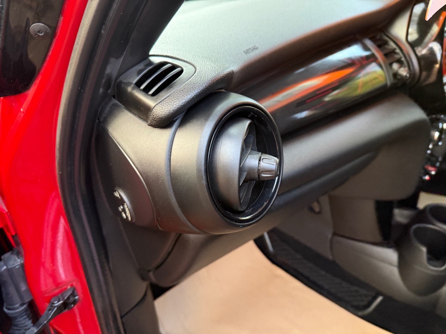 Used MINI Hatch 2018 for sale - 76587928: Photo 34