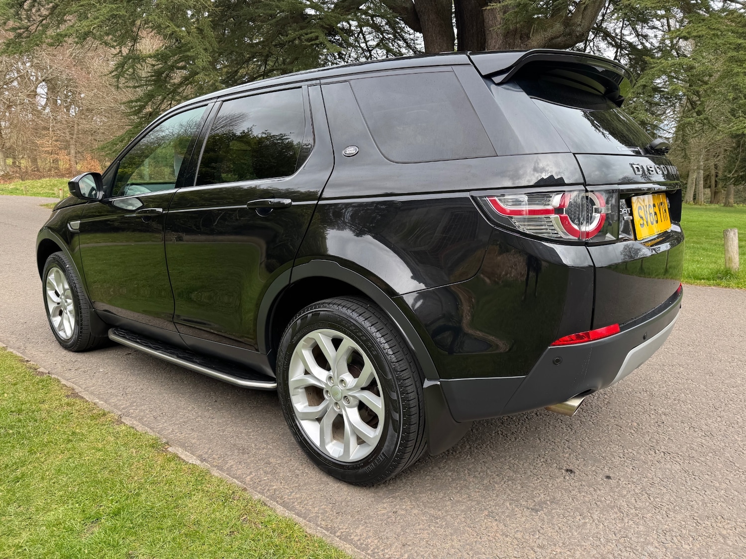 Used Land Rover Discovery Sport 2016 for sale - 78145954: Photo 10