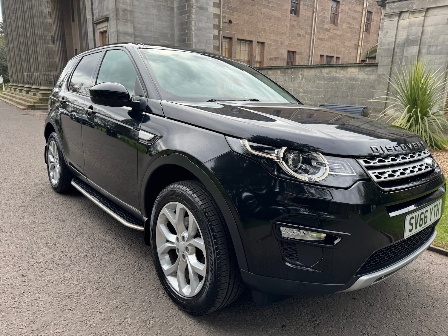 Used Land Rover Discovery Sport 2016 for sale - 78145954: Photo 13