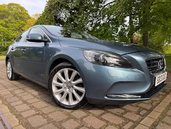 Used Volvo V40 2013 for sale - 78612478: Photo
