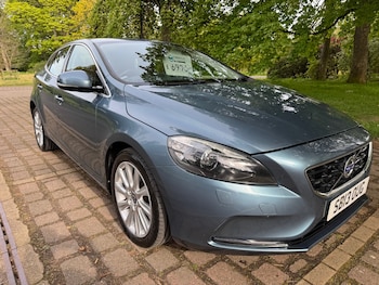 Used Volvo V40 2013 for sale - 78612478: Photo