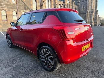 Used Suzuki Swift 2021 for sale - 76587930: Photo