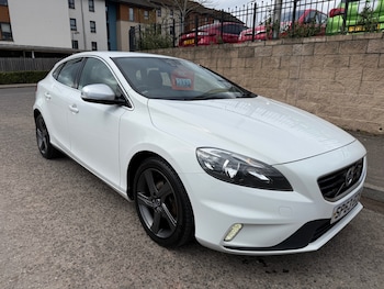 Used Volvo V40 2013 for sale - 78263974: Photo