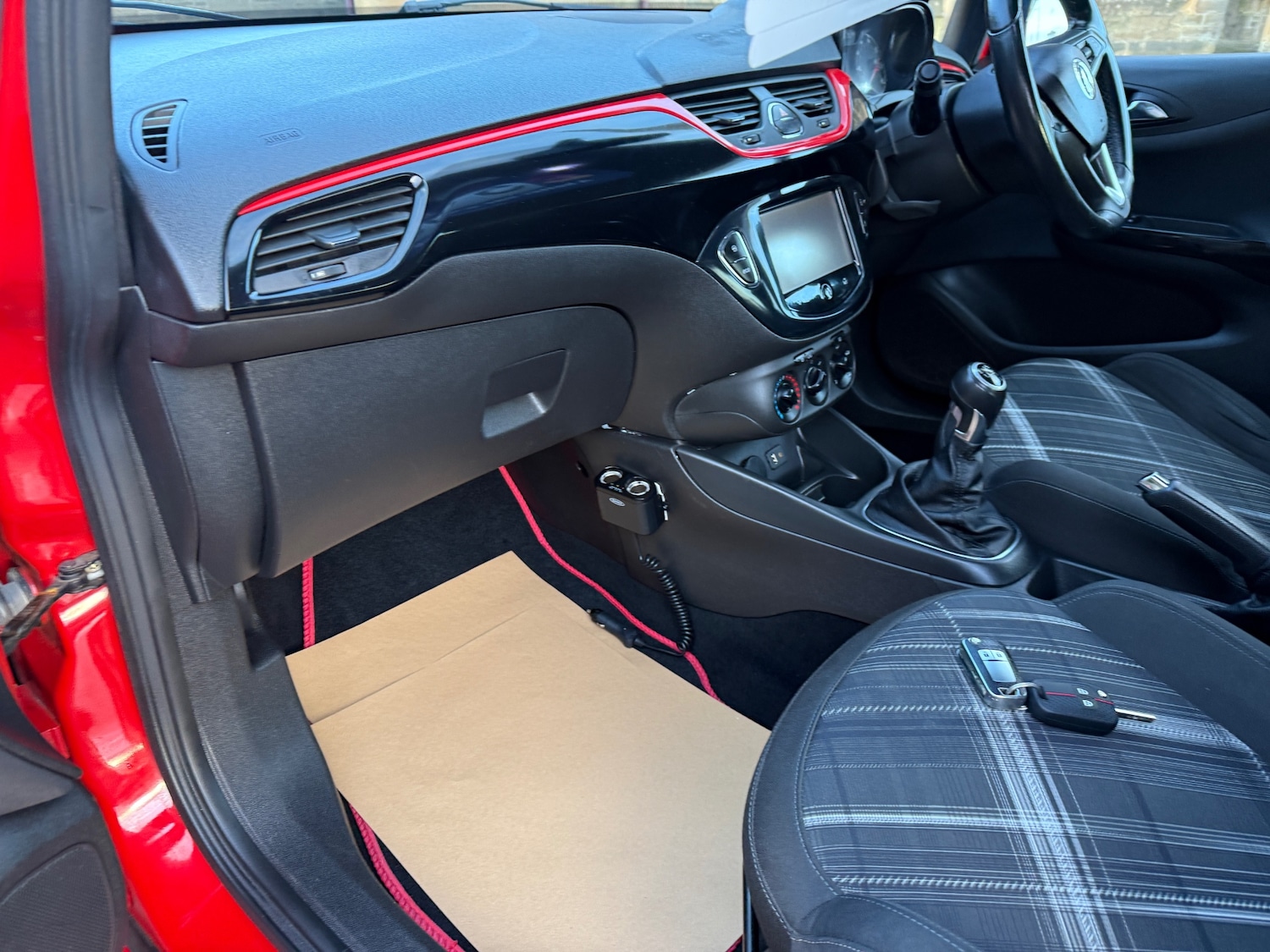 Used Vauxhall Corsa 2015 for sale - 77638303: Photo 24