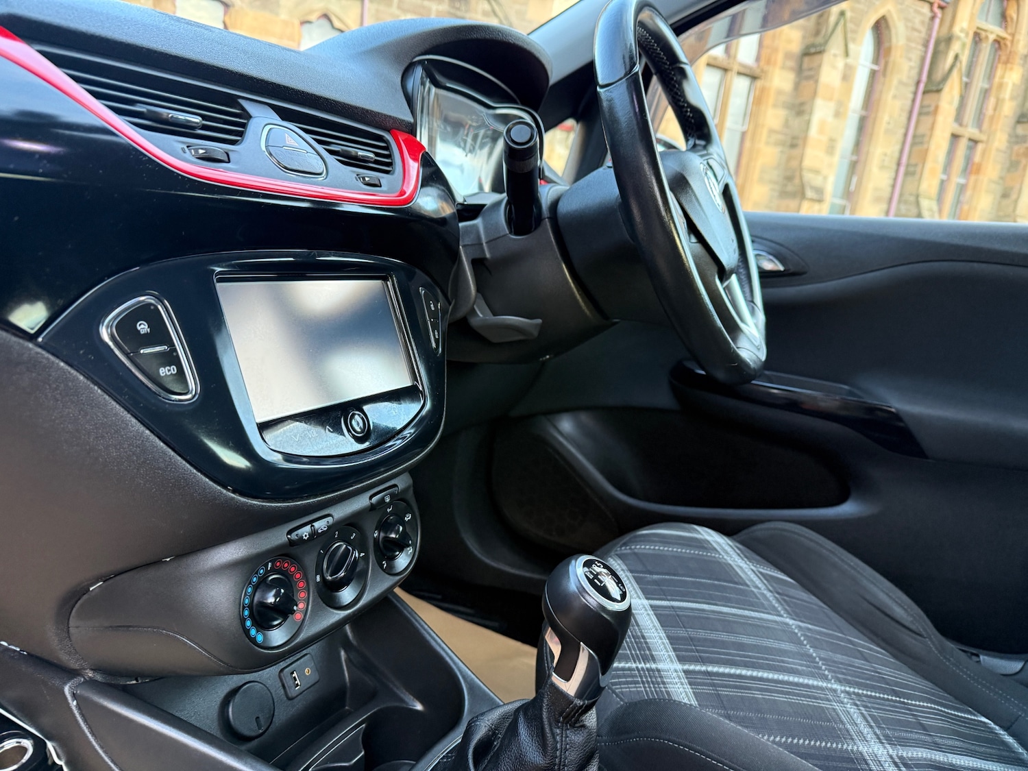 Used Vauxhall Corsa 2015 for sale - 77638303: Photo 28