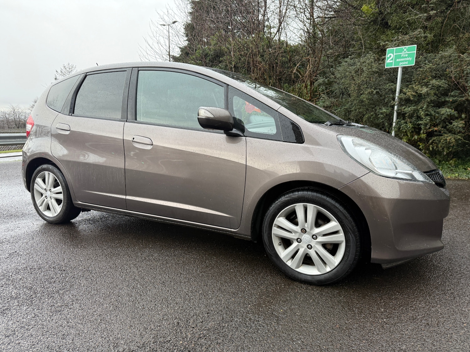 Used Honda Jazz 2014 for sale - 77480710: Photo 2