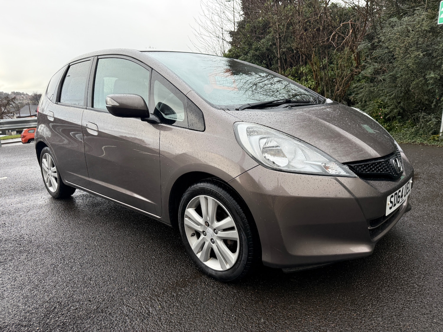 Used Honda Jazz 2014 for sale - 77480710: Photo 3
