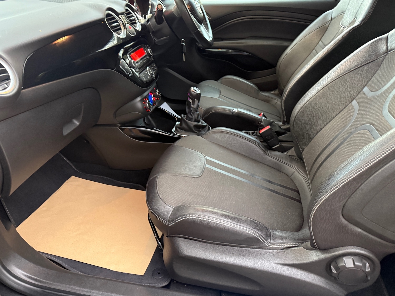 Used Vauxhall ADAM 2017 for sale - 76687584: Photo 15